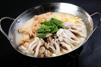 锅仔群菇小酥肉野山菌