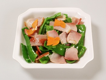 豌豆炒肉片(15元)